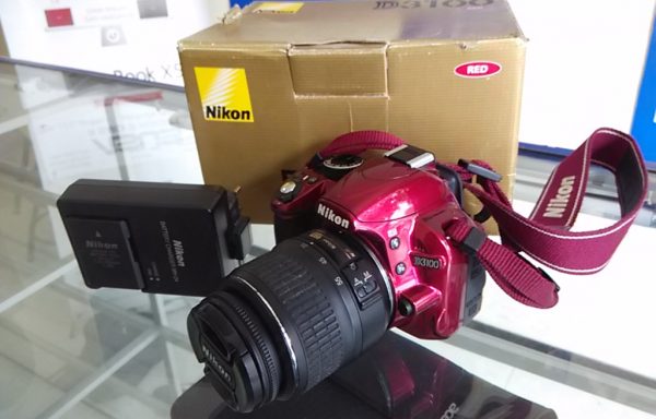 Nikon D3100 lensa 18-55mm Fullset Like new Bonus 8GB (LAKU)