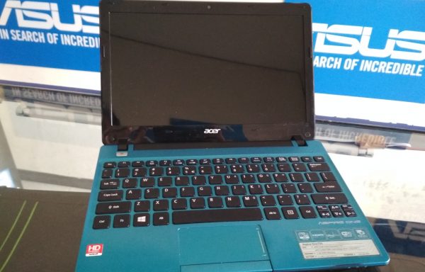 Netbook Acer Aspire One 725 Amd C70 Ram 2GB HDD 320GB (LAKU)